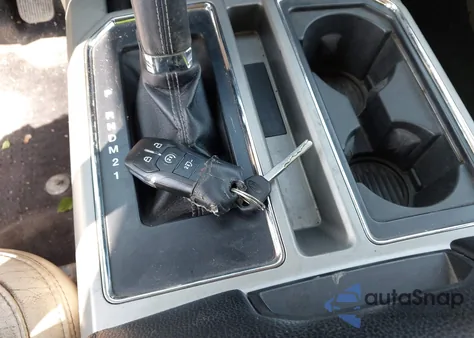 2015 Ford F-150 Lariat z USA, uszkodzony, nr VIN 1FTEW1EF5FKE35648